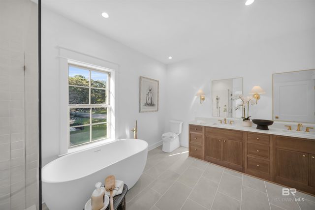 216 Fig Avenue, Fairhope, AL 36532