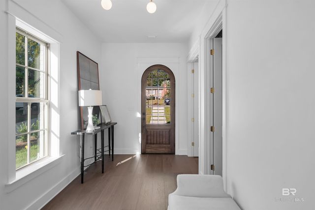 216 Fig Avenue, Fairhope, AL 36532