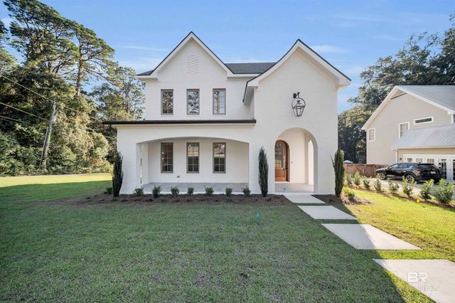 216 Fig Avenue, Fairhope, AL 36532