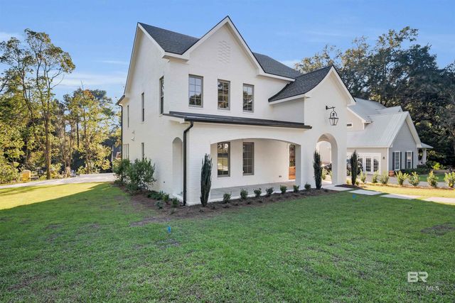 216 Fig Avenue, Fairhope, AL 36532