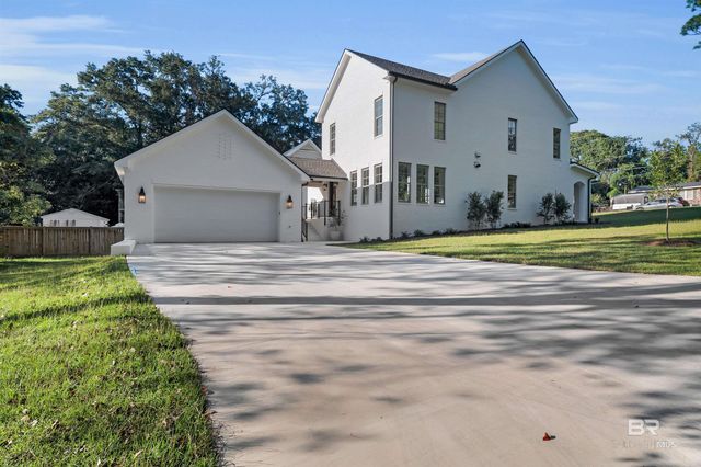 216 Fig Avenue, Fairhope, AL 36532