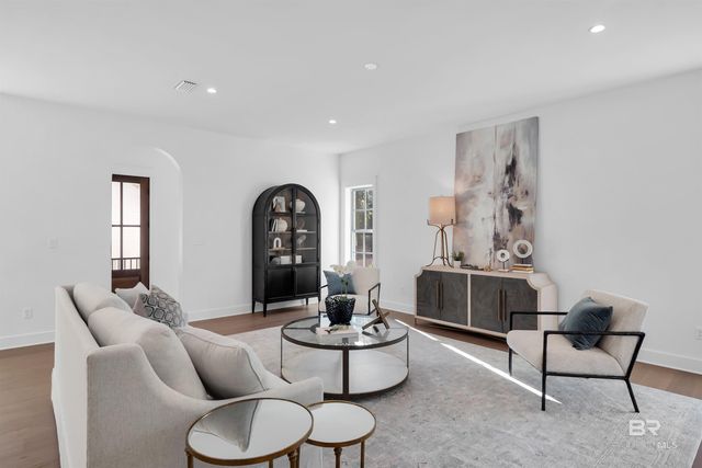 216 Fig Avenue, Fairhope, AL 36532