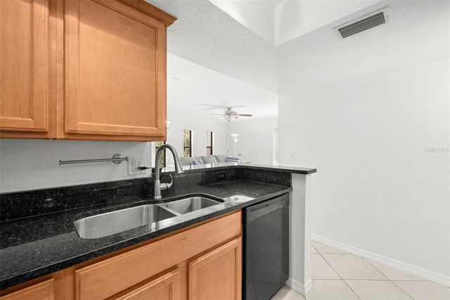 710 LYNDHURST STREET 223, Dunedin, FL 34698