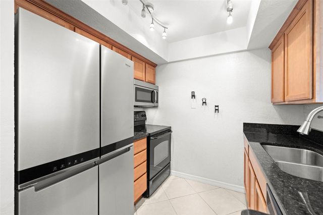 710 LYNDHURST STREET 223, Dunedin, FL 34698