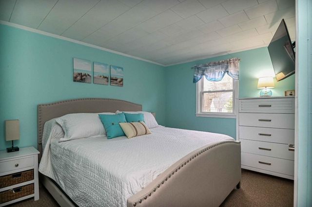 168 Woodbridge Rd Apt 6, York, ME 03909