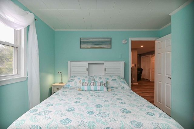 168 Woodbridge Rd Apt 6, York, ME 03909