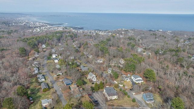 168 Woodbridge Rd Apt 6, York, ME 03909