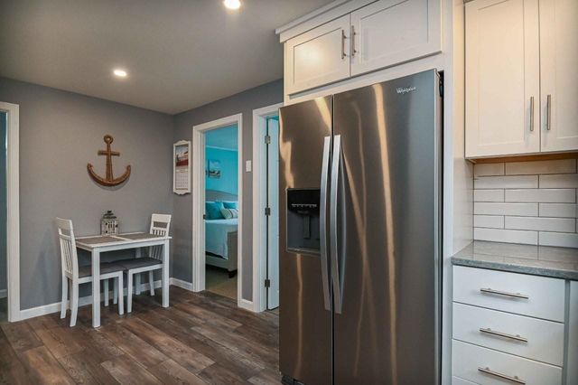 168 Woodbridge Rd Apt 6, York, ME 03909