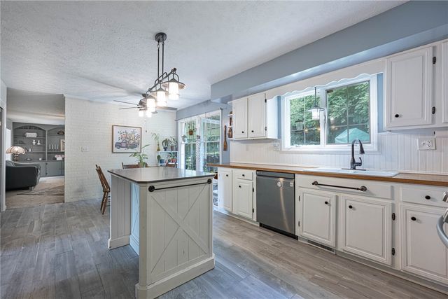 1520 Heritage Road, Washington Twp, OH 45459