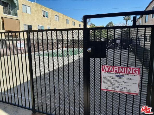 719 N Eucalyptus Avenue 6C, Inglewood, CA 90302