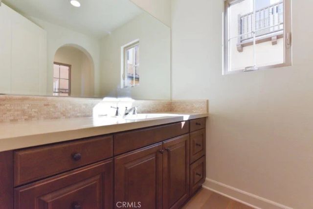 8 last bloom, Irvine, CA 92602
