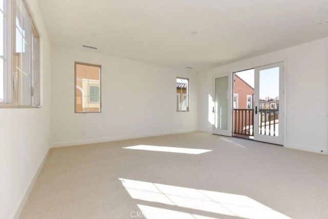 8 last bloom, Irvine, CA 92602
