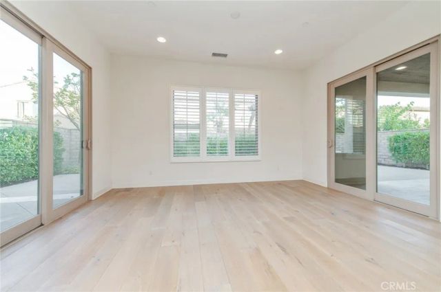 8 last bloom, Irvine, CA 92602
