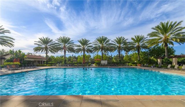8 last bloom, Irvine, CA 92602