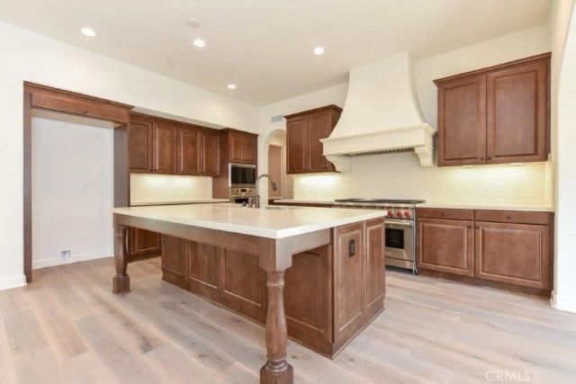 8 last bloom, Irvine, CA 92602