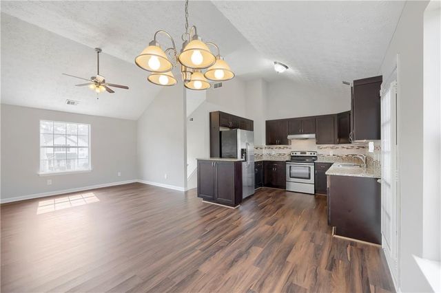 7281 Sandpiper Way, Riverdale, GA 30274