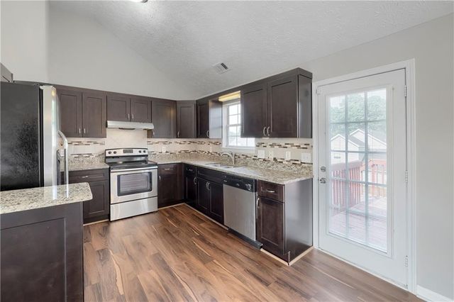 7281 Sandpiper Way, Riverdale, GA 30274