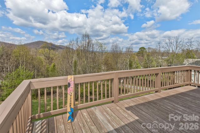 50 & 52 Smith Road, Leicester, NC 28748