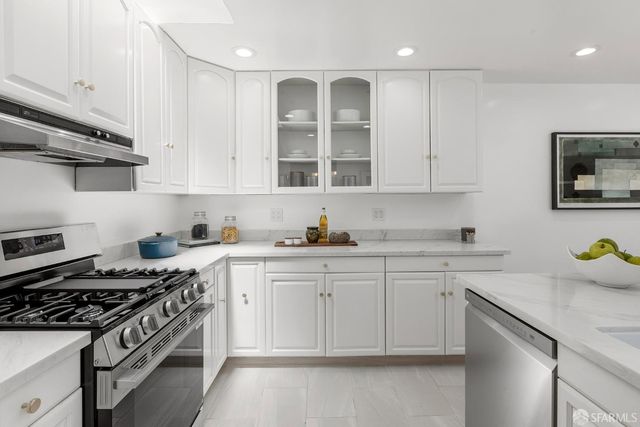 2771 37th Avenue, San Francisco, CA 94116