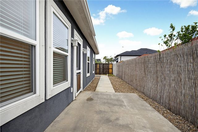 13950 Ketch St, Corpus Christi, TX 78418