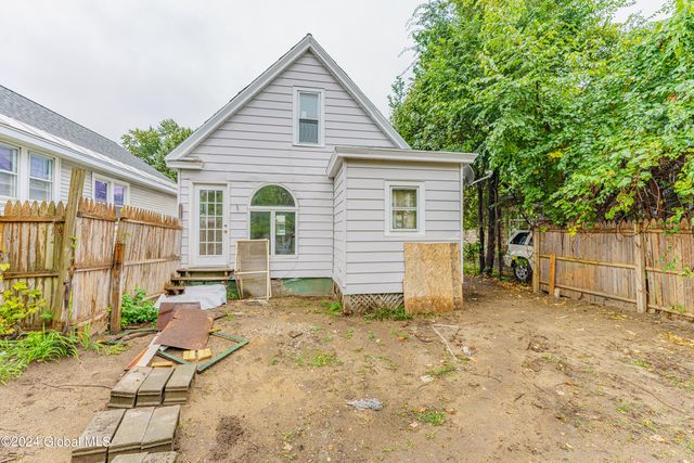 2865 Plunkett Avenue, Rotterdam, NY 12306