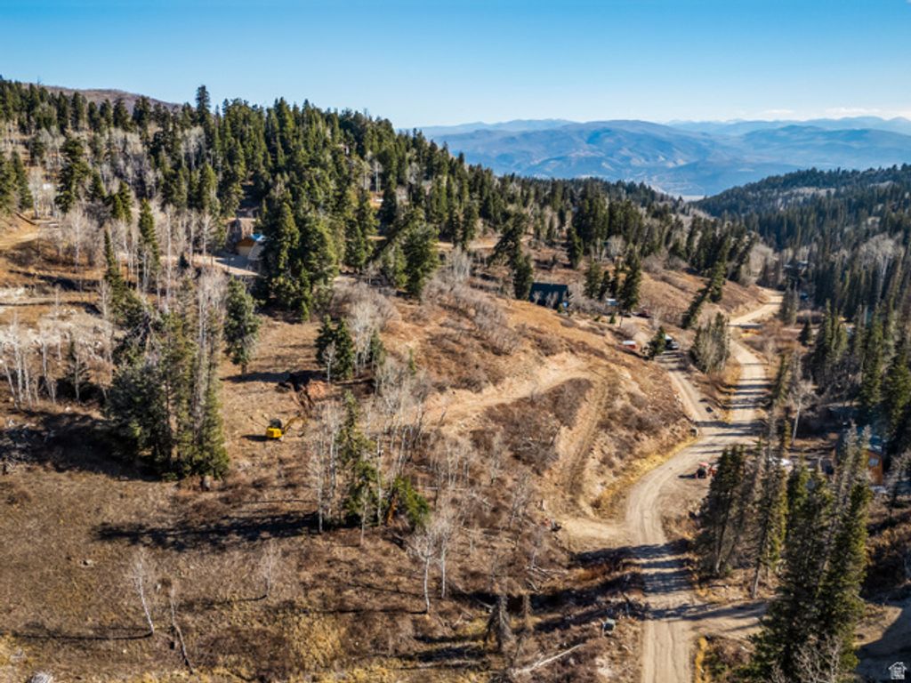 Image 1 of property listing at 1678 W Alexander Canyon Rd # D-92, Coalville, UT 84017