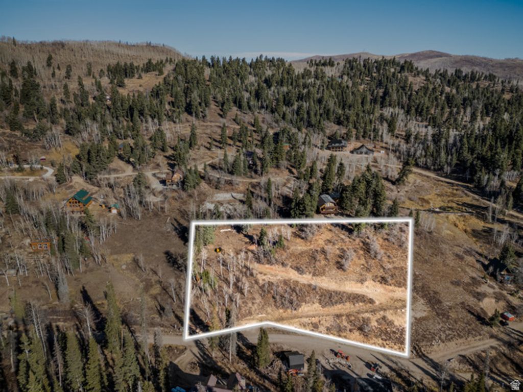Image 4 of property listing at 1678 W Alexander Canyon Rd # D-92, Coalville, UT 84017