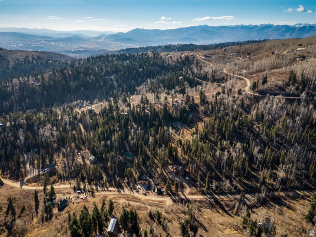 Image 8 of property listing at 1678 W Alexander Canyon Rd # D-92, Coalville, UT 84017