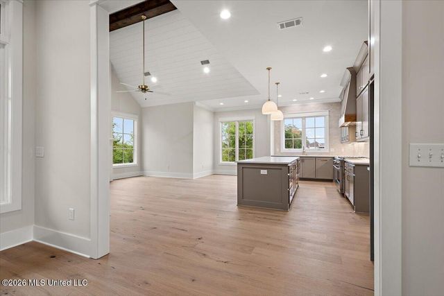 213 Welchshire Drive, Madison, MS 39110