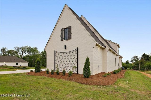 213 Welchshire Drive, Madison, MS 39110