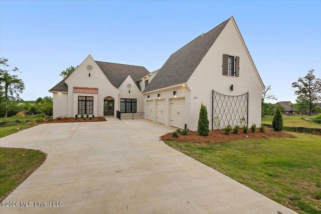 213 Welchshire Drive, Madison, MS 39110
