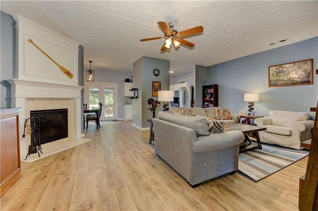 230 Magnolia Leaf Drive, Woodstock, GA 30188