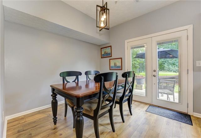 230 Magnolia Leaf Drive, Woodstock, GA 30188