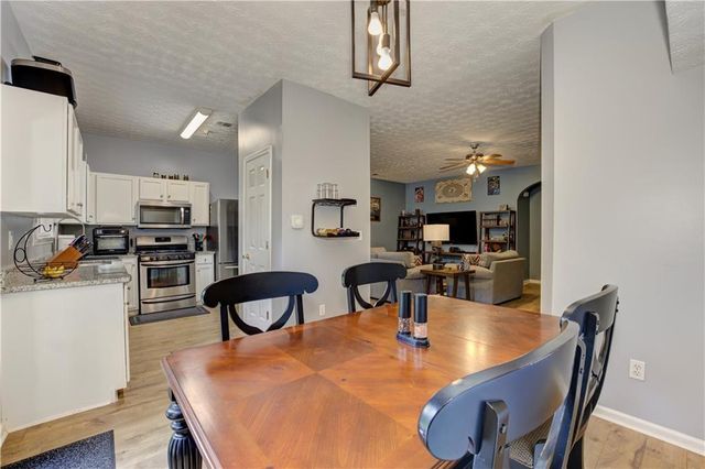 230 Magnolia Leaf Drive, Woodstock, GA 30188