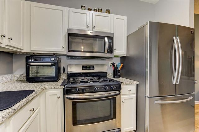 230 Magnolia Leaf Drive, Woodstock, GA 30188