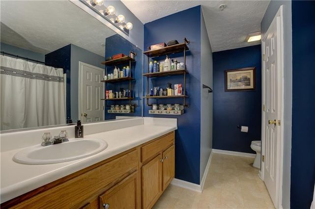 230 Magnolia Leaf Drive, Woodstock, GA 30188