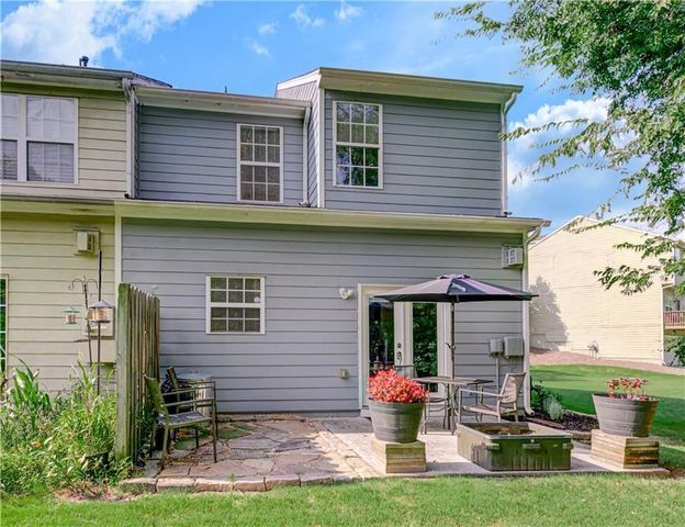 230 Magnolia Leaf Drive, Woodstock, GA 30188