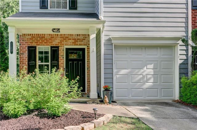 230 Magnolia Leaf Drive, Woodstock, GA 30188