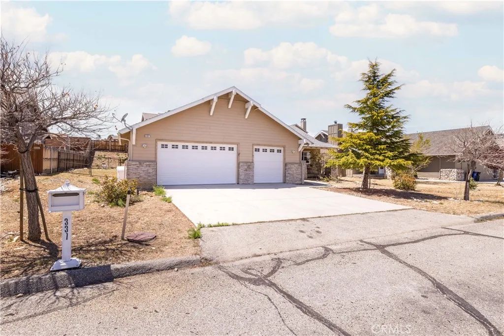 337 Pine Lane, Big Bear City, CA 92314