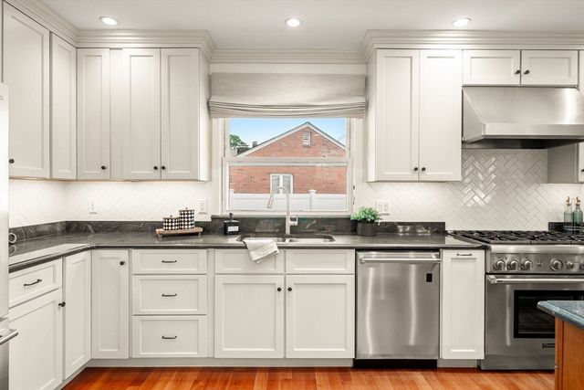 168 Furnace Brook Parkway, Quincy, MA 02169