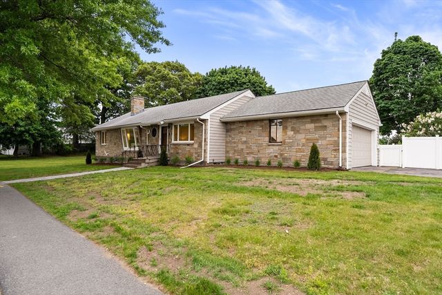 168 Furnace Brook Parkway, Quincy, MA 02169
