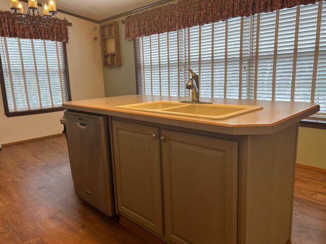 1302 Old North Shore Road, Duluth, MN 55804