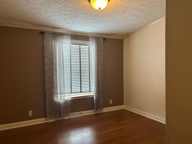 1302 Old North Shore Road, Duluth, MN 55804