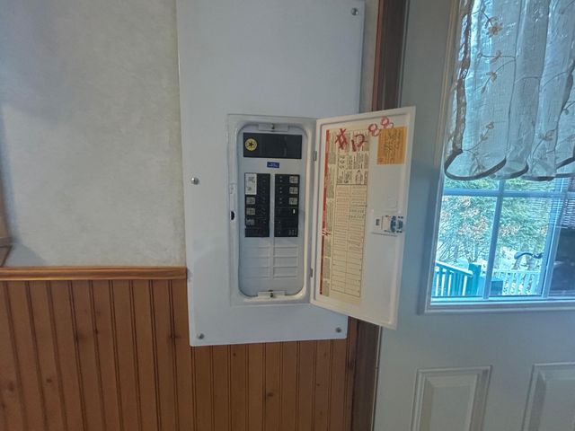 1302 Old North Shore Road, Duluth, MN 55804