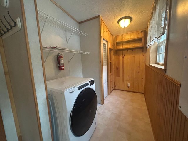 1302 Old North Shore Road, Duluth, MN 55804