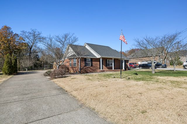 3129 Barretts Ridge Drive, Murfreesboro, TN 37130