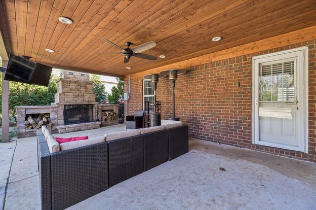 3129 Barretts Ridge Drive, Murfreesboro, TN 37130