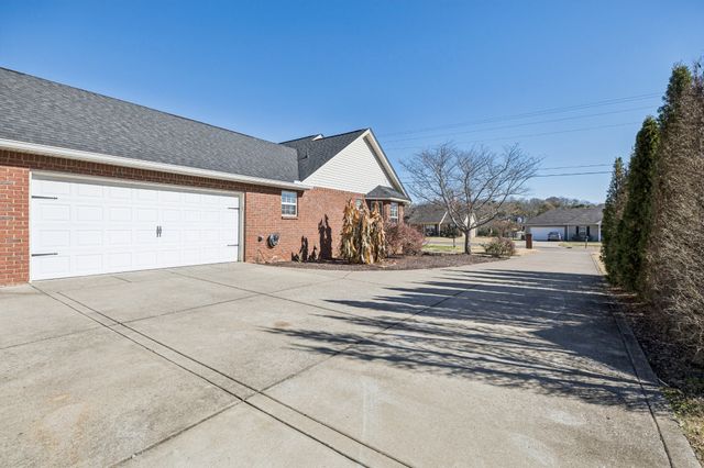 3129 Barretts Ridge Drive, Murfreesboro, TN 37130