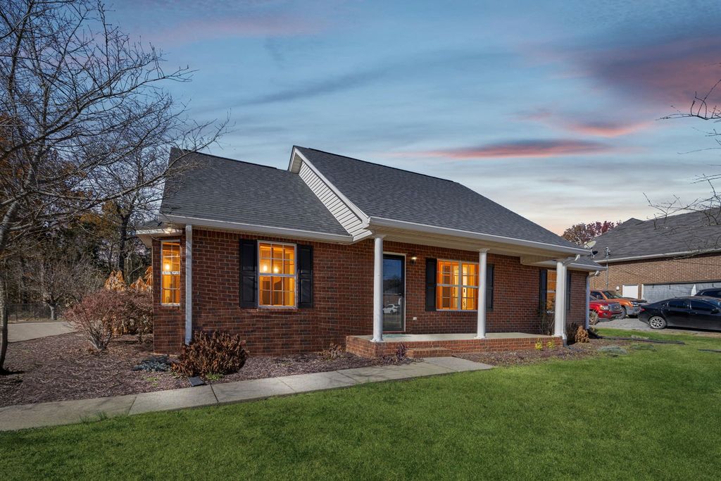 3129 Barretts Ridge Drive, Murfreesboro, TN 37130