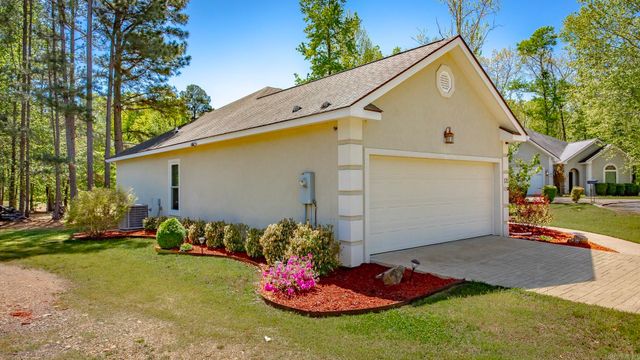 121 Blue Moon Terrace, Hot Springs, AR 71901